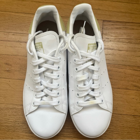 adidas White Athletic Shoes - Picture 2 of 5